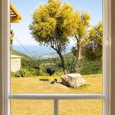 Panoramic Mountain View, Sea 15 Min Away With Ac Appartement